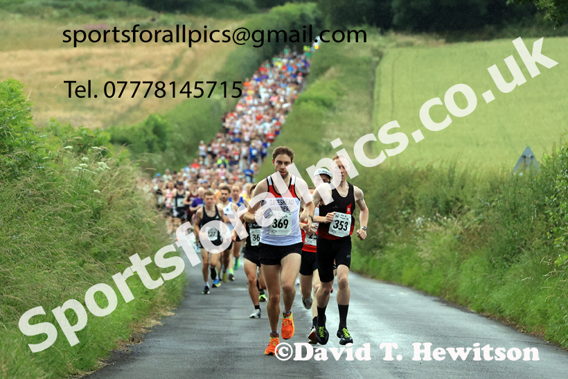 The 2026 Tynedale Pie and Peas 10k, Ovington to Low Prudhoe, Northumberland. Photo: David T. Hewitson/Sports for All Pics